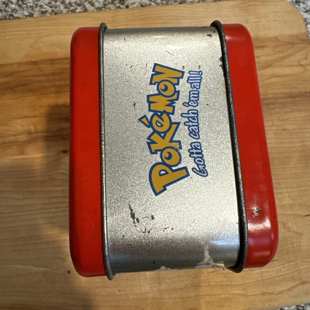 Pokemon: gotta Catch'em All! Pikachu Tin Box with Red Border VERY RARE